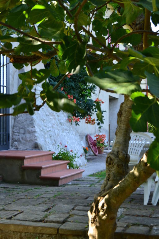 Agriturismo La Querce ริญาโนซุลลาร์โน ภายนอก รูปภาพ